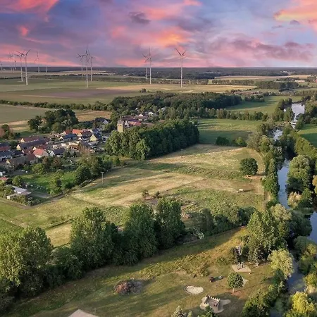 Monteur-, Ferien- Und Gaestehaus In Gross Rossau Im Eg
