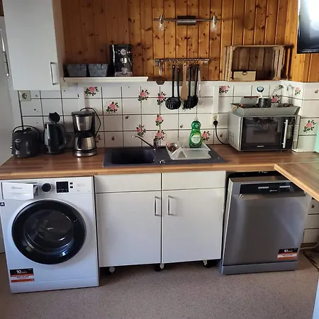 Monteur-, Ferien- Und Gaestehaus In Gross Rossau Im Eg Dom wakacyjny