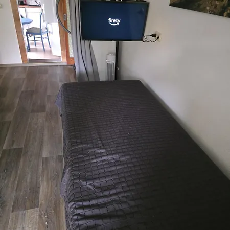 Dom wakacyjny Monteur-, Ferien- Und Gaestehaus In Gross Rossau Im Eg *