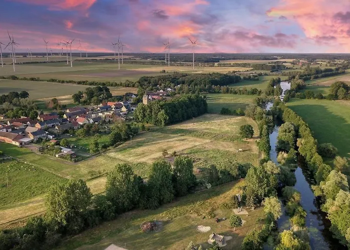 Monteur-, Ferien- Und Gaestehaus In Gross Rossau Im Eg