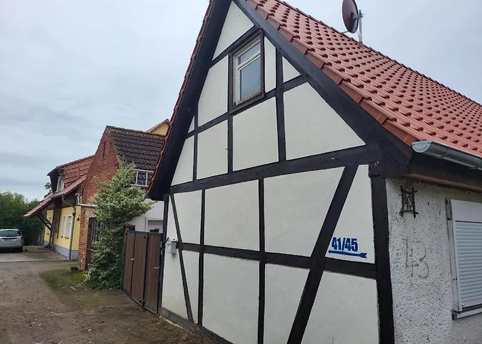 Monteur-, Ferien- Und Gaestehaus In Gross Rossau Im Eg * Остербург